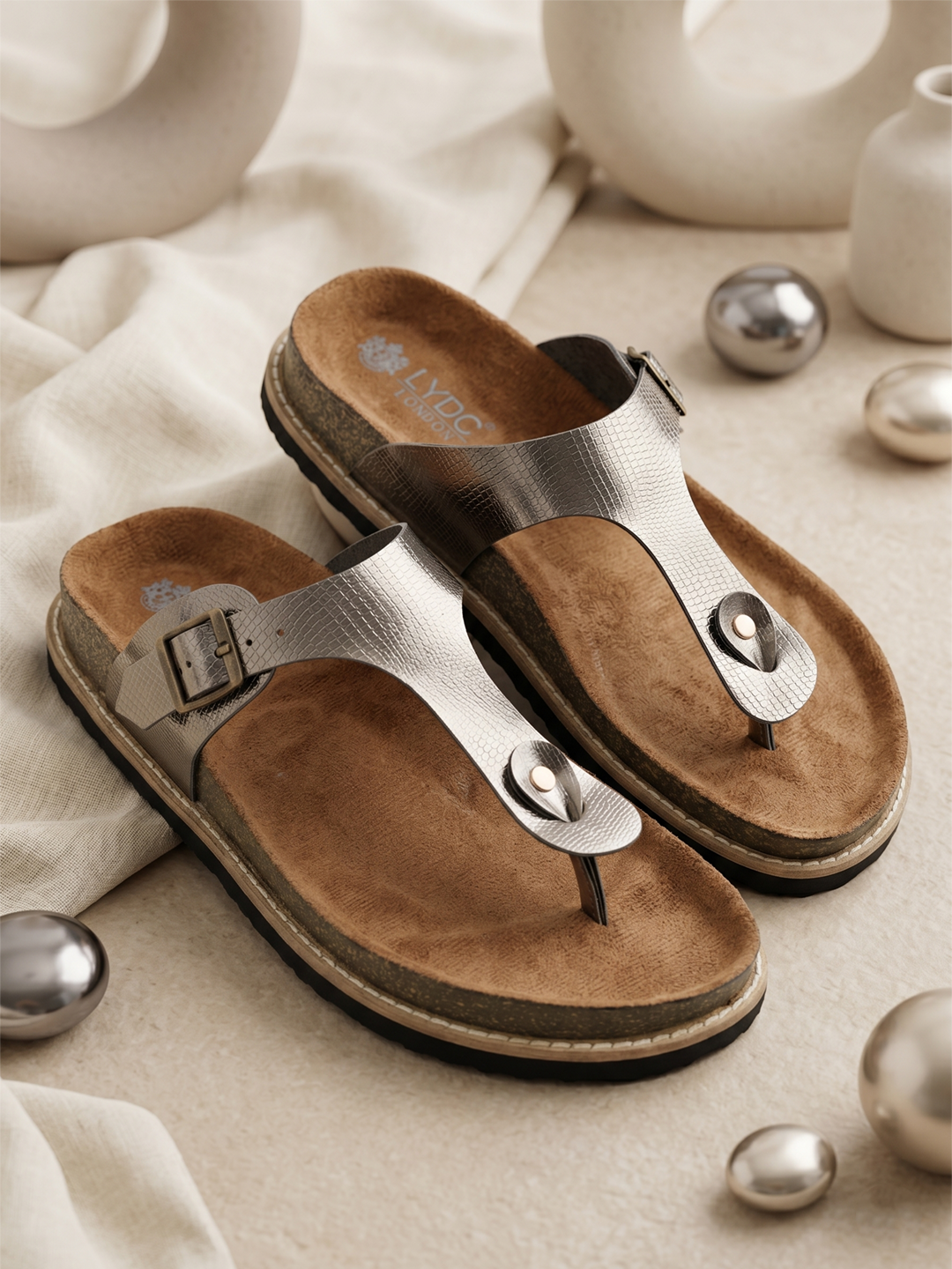 Gunmetal L Grain Sandals For Women Welt-Crafted T-Strap Sandals