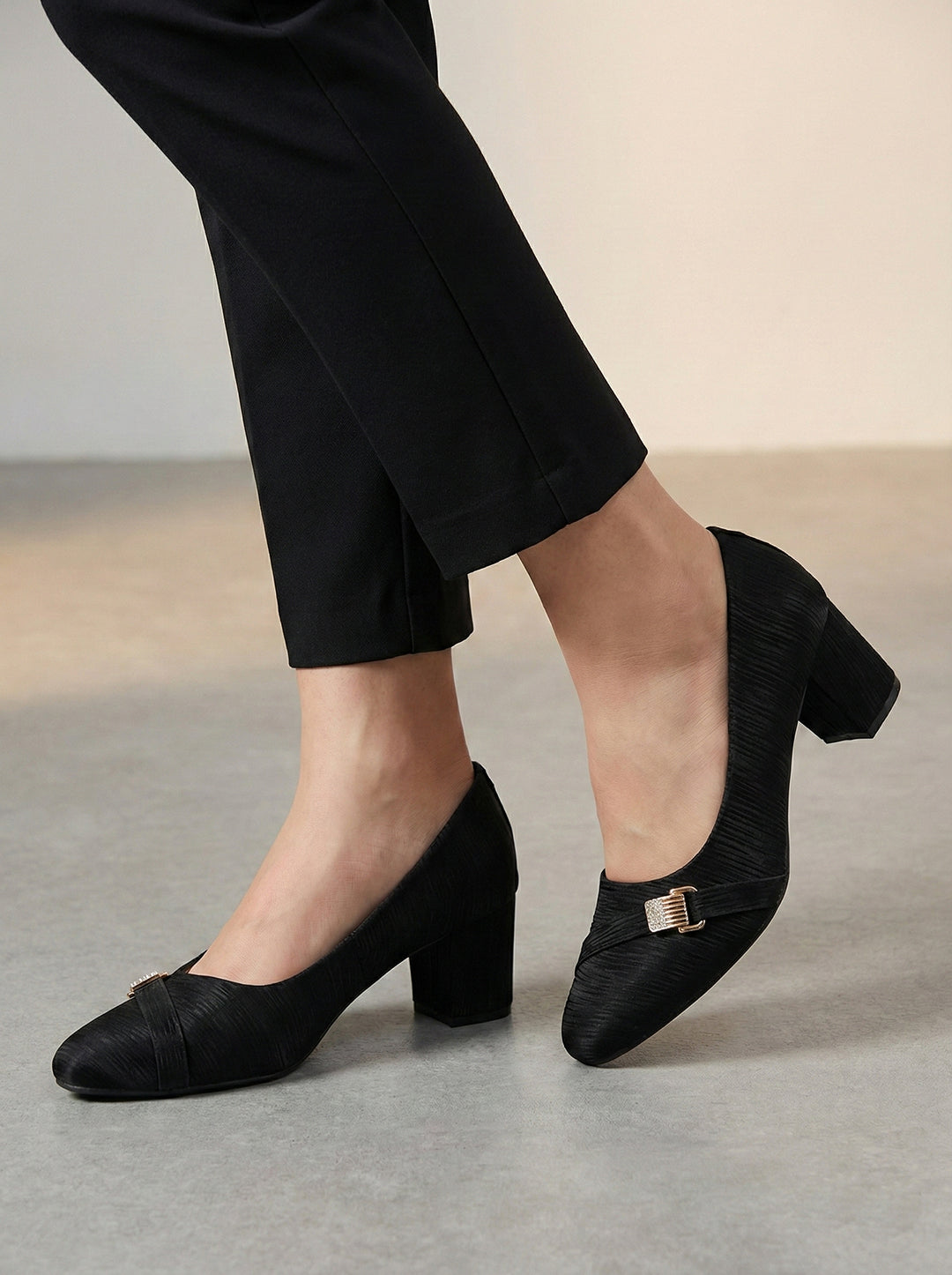 Black Pumps Heels Sandals for women