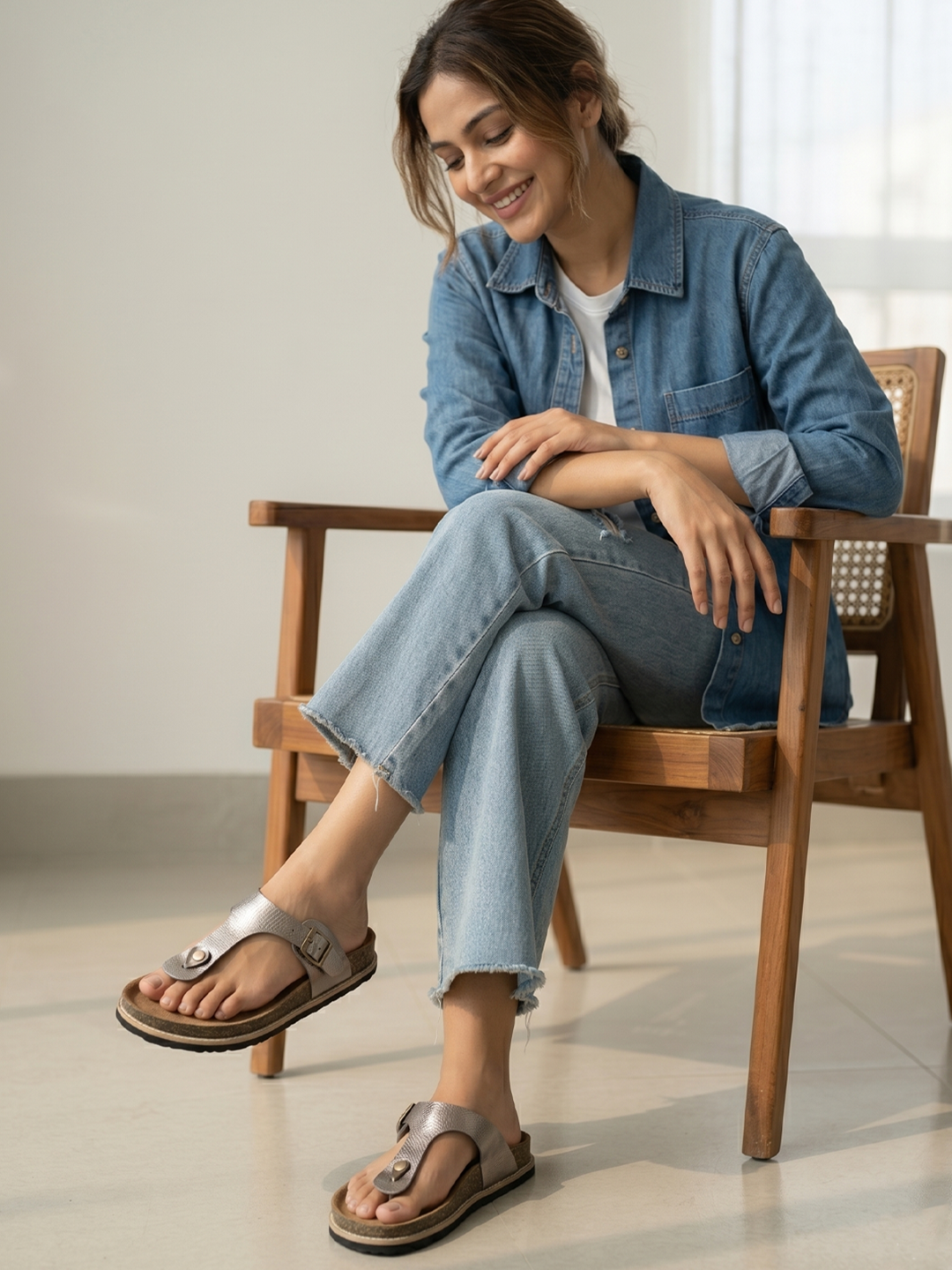 Gunmetal L Grain Sandals For Women Welt-Crafted T-Strap Sandals