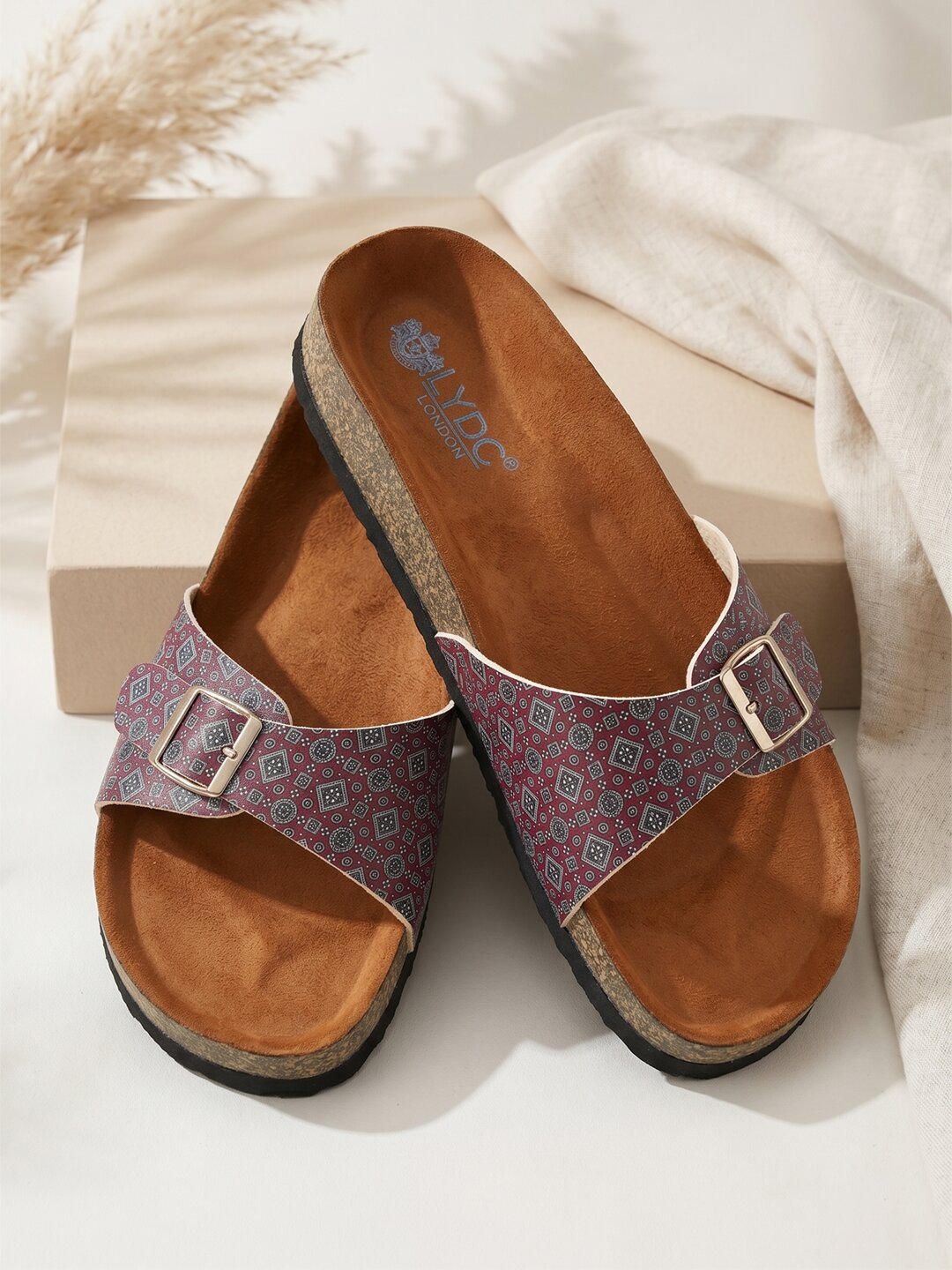 Women's Ajrak Print Fashion Sandals - Camden