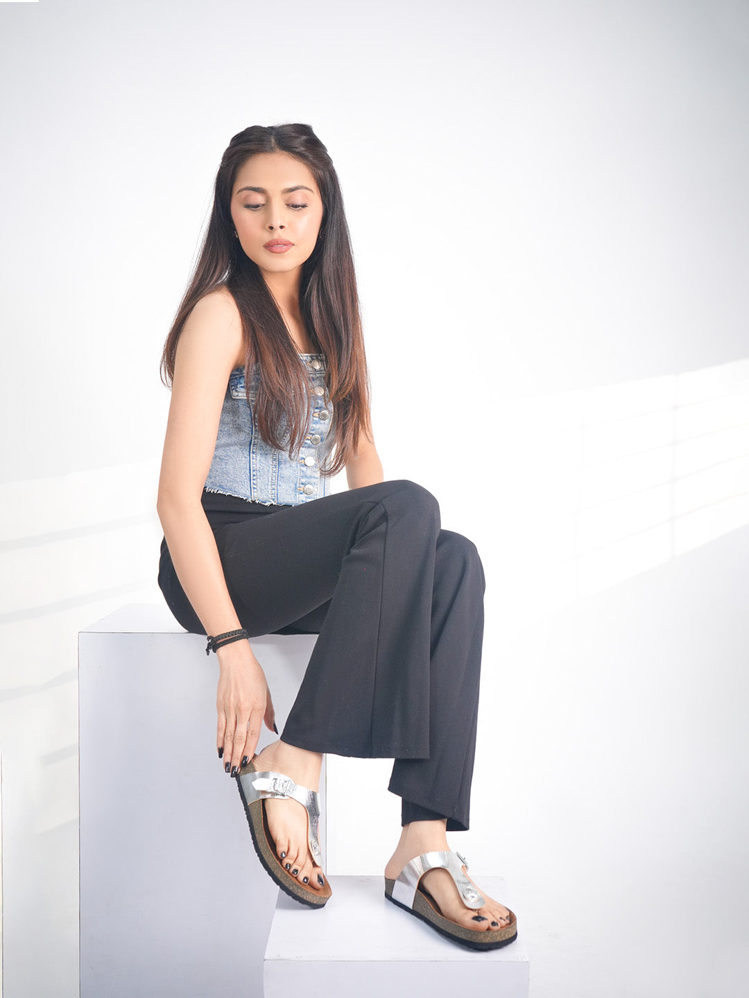 Silver L Grain Sandals for Women - Regent